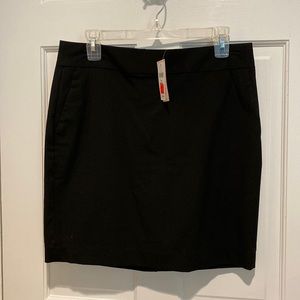 NWT Banana republic black skirt with pockets